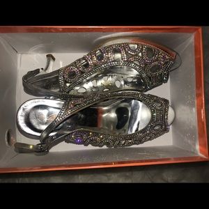 Sparkling Evening shoes with crystal stones